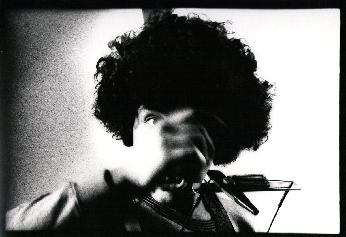 EDOARDO BENNATO photo by Cesare Monti