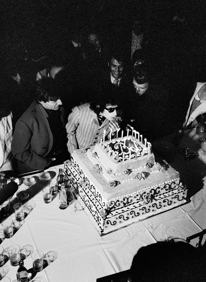 Bob Dylan & Johnny Hallyday, After-show Birthday Party, Paris 1966
